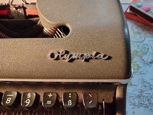 Schreibmaschine olympia sm2 - ,