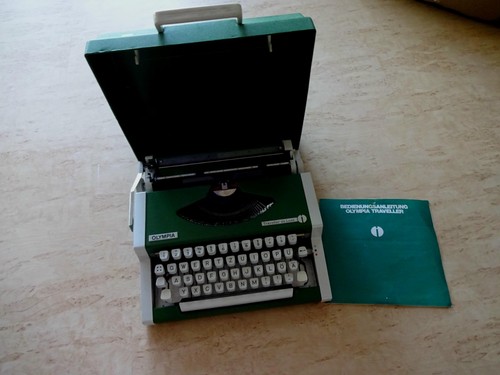 Vintage olympia traveller - ♥,